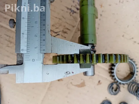 Bregasta I ventili kosacice Briggs stratton Tecumsen dijelovi kos 4