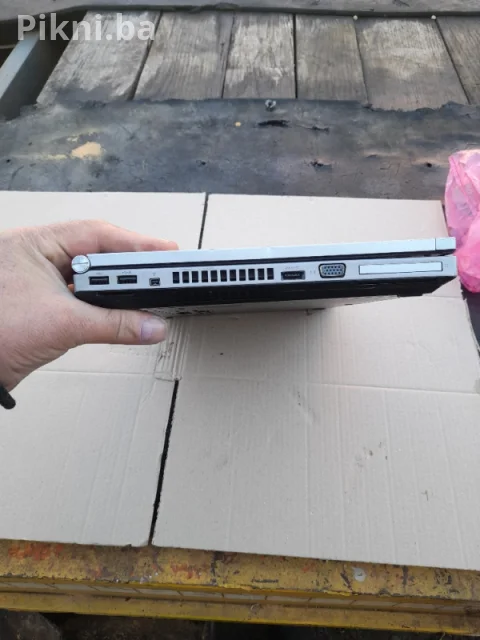 LAPTOP HP EliteBook 8570p / Intel i7 / Aluminijum - ZA DIJELOVE 4