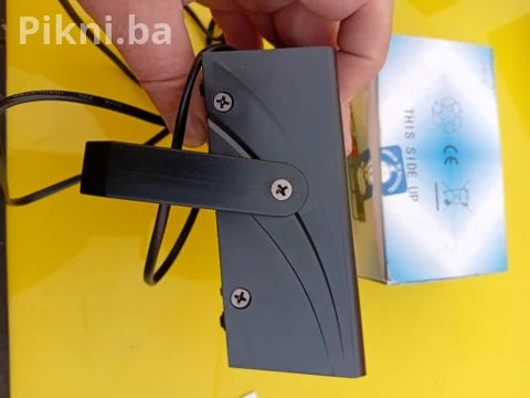 VIP Rasveta za Vaš Prostor: Mini Crveni Stroboskop (Strobe Light) 11