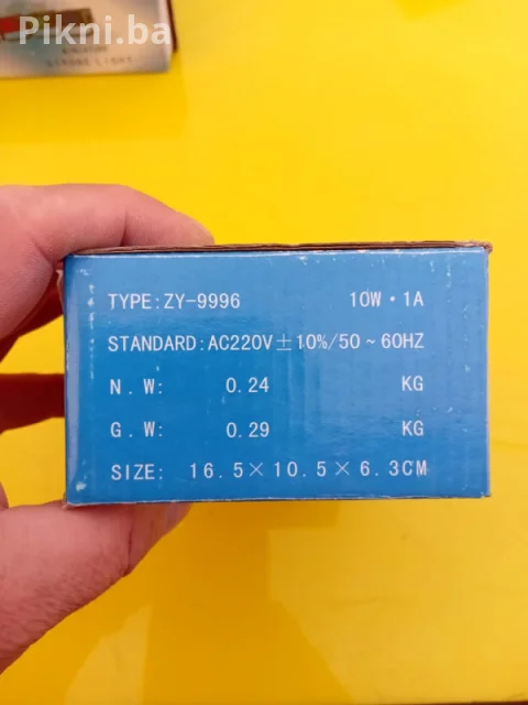 VIP Rasveta za Vaš Prostor: Mini Crveni Stroboskop (Strobe Light) 4