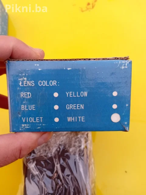 POSLEDNJI KOMAD! Novi Mini Stroboskop - EFEKTNA BIJELA SVETLOST