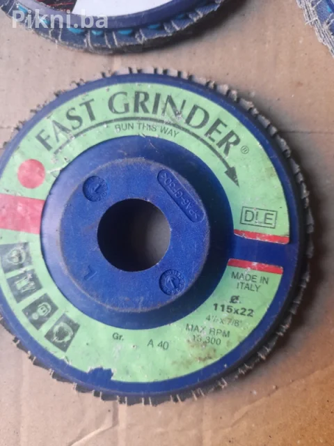 Profi disk za brušenje sa papirima 115/125x22mm - ploče za brušen 8
