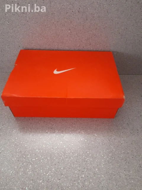 Nove Nike Initiator patike, broj 46, plaćene 110e - Hitno na prod