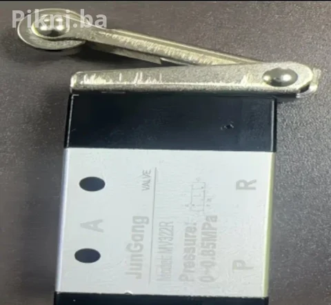 Pneumatski ventil MV522R (2/5-putni) Roler - NOVO