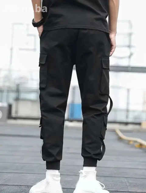 MODERNE CARGO PANTALONE - TEHNIKA DŽEPARICE (CRNE)