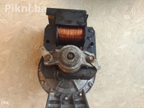 Elektro motor elektromotor 220v iskra MP0711 pumpa za vodu ves 3