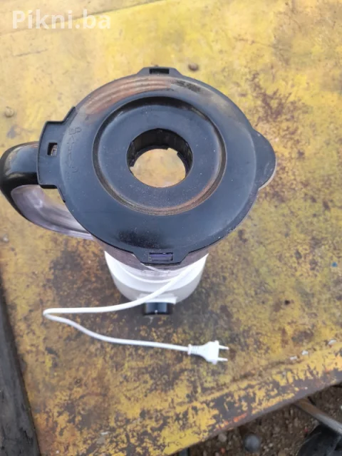 Tesla blender BL201W (500W) / Ispravan motor / Za dijelove 7