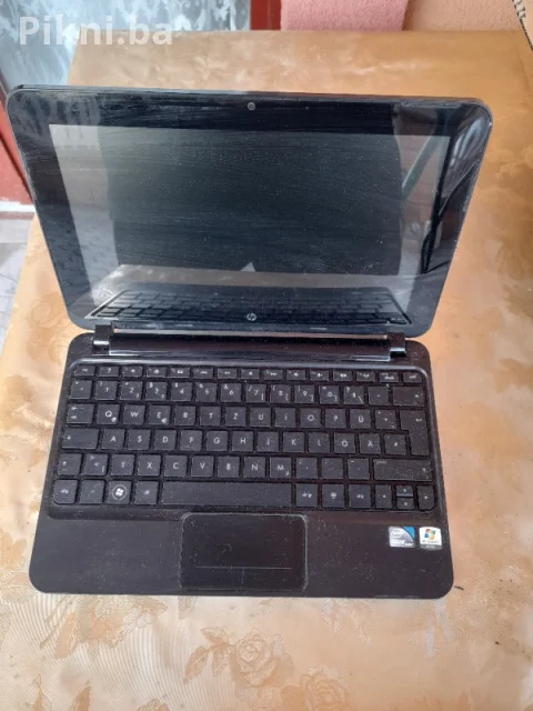 HP Mini (Crveni) - Odlično očuvan - Iz Njemačke laptop