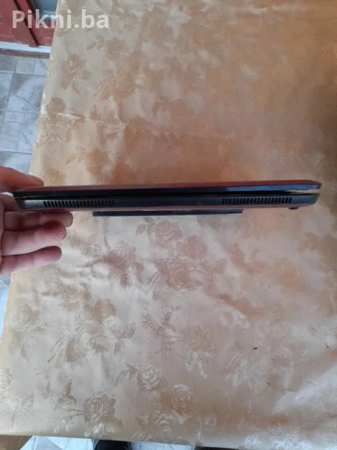 HP Mini (Crveni) - Odlično očuvan - Iz Njemačke laptop 9
