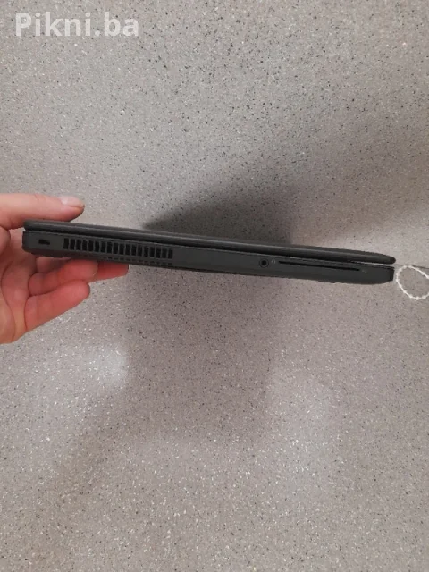 Dell Latitude E5550 i5 / ZA DIJELOVE / IZ Njemačke 10