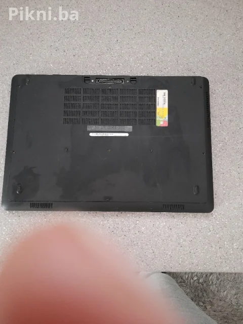 Dell Latitude E5550 i5 / ZA DIJELOVE / IZ Njemačke 6