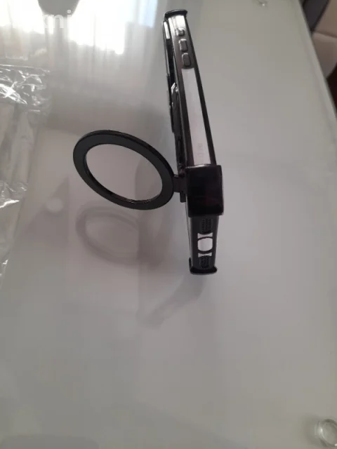 Maska za iPhone 17 Pro (Crna mat boja) MagSafe & Skriveni Stala 9