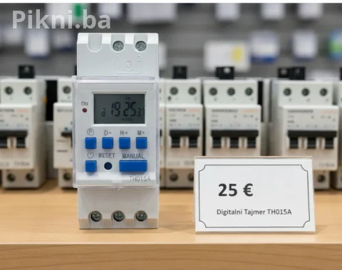 Digitalni Programabilni Tajmer Prekidač THC15A (30A, 7 Dana)
