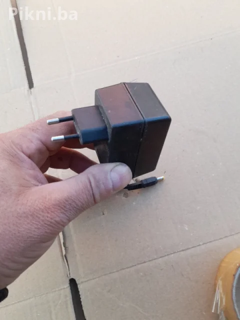ORIGINALNI SONY AC ADAPTER AC-E9015 9V 150mA PUNJAČ