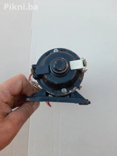 Membranska pumpa za vodu 2i 2121N 220v pumpa 4