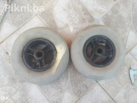 Točkovi gume sa felgom 260/165x60 2 komada