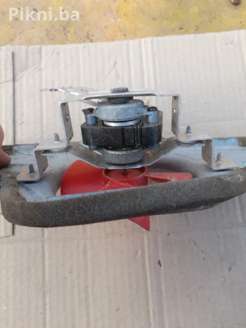 Ventilatorska turbina 220v elektro motor 3