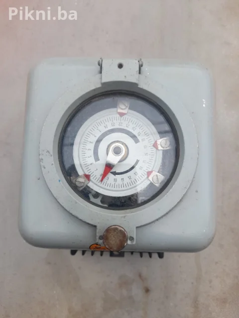 Uklopni sat Iskra TKM3-01 strujomjer mjerac elektricno brojilo