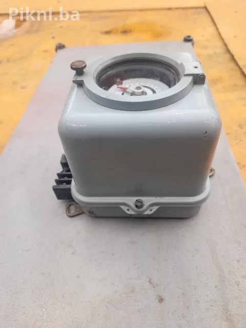 Uklopni sat Iskra TKM3-01 strujomjer mjerac elektricno brojilo 5