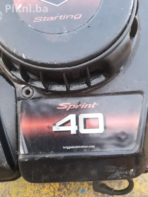 Briggs / Stratton Sprint 40 Motor za Kosilicu / 10A902 / ISPRAVAN 12