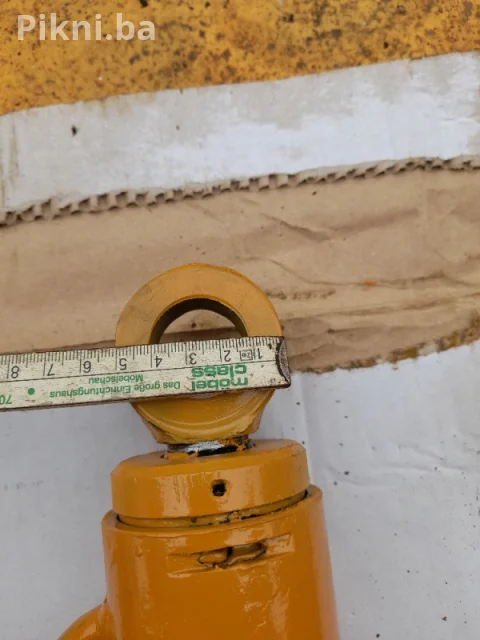 Hidraulicni cilindar klip 45cm traktor bager utovarivac skip Mf 7