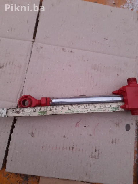 Hidraulicni cilindar klip dvosmerni radni hod 14cm 9