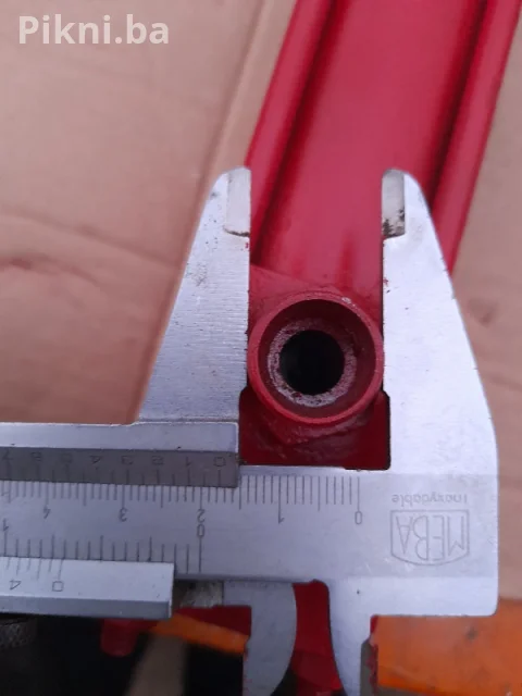 Hidraulicni cilindar klip dvosmerni radni hod 14cm 5