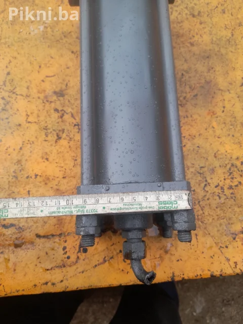 Hidraulični cilindar klip dvosmerni 57cm radni hod 13 cm 4