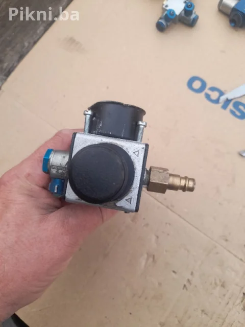 Pneumatski regulator Pritiska sa Mazalicom Lubricator 16 bari 6
