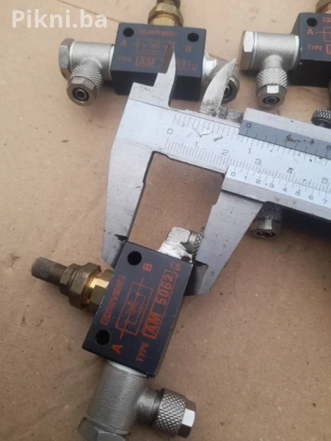 Povoljno - In-Line Pneumatski Regulatori Protoka (UNIVERE tip am 3
