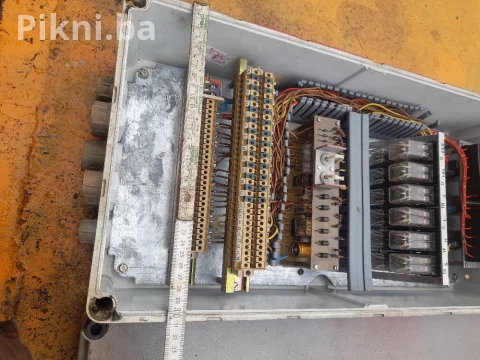 Centralna jedinica upravljačka sklopka kontaktori bimetalni bager 5