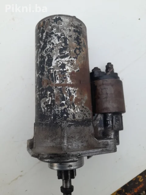 Anlaser VW Golf 2 / 3 / Passat 1.6 1.9 Diesel BOSCH (068 911 023 5