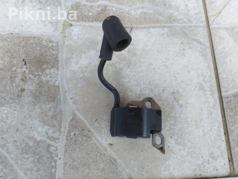 Bombina elektronika STIHL 0550 motorne trimeri
