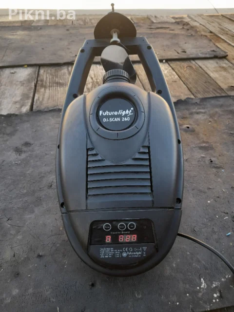 PROFESIONALNI DJ SKENER Futurelight DJ-SCAN 260 (DMX - Ispravni M 9