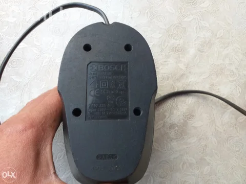 Punjac za baterije Bosch 11,7v aku busilica