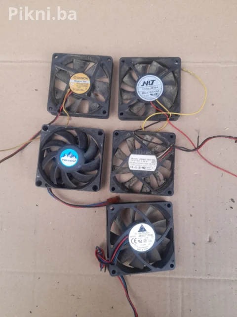 Ventilator turbina 12v coler hladnjak cooleri 7x7cm