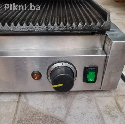🔥 Profesionalni Hendi Kontaktni Gril (Toster) – 2250W 🔥 8