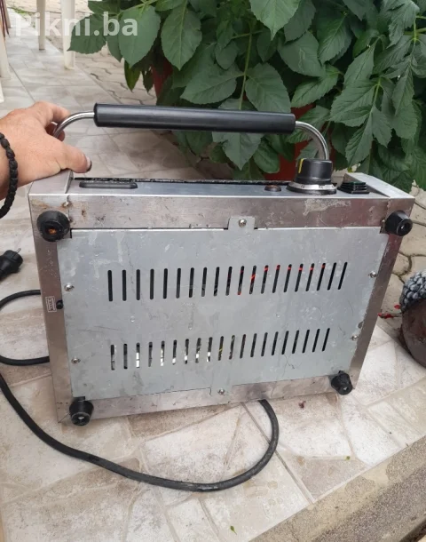 🔥 Profesionalni Hendi Kontaktni Gril (Toster) – 2250W 🔥