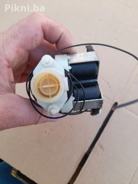 Trostruki Solenoidni Ventil za Vodu za Veš Mašinu 3x - 132518800