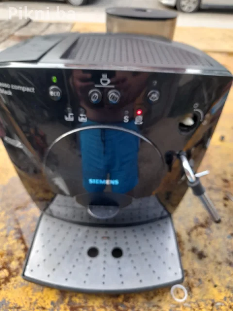 Kafe aparat Siemens Surpresso Neispravan,povoljno! Aparat za kafu 8