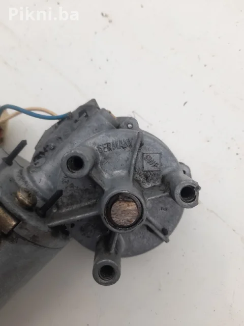 SWF Motor brisača 12V (Germany) - Oštećena osovina / Za reparacij 6