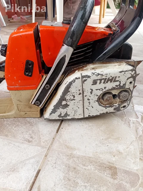 Stihl 034 AV (serija 1125) – odlična kompresija motorna pila motorka