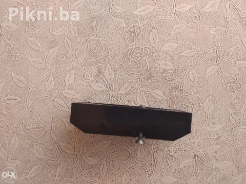 Podnožje elektromagnetni rele 8 pinski