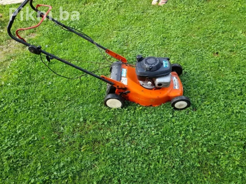 Kosačica Honda GCV135 4.5 KS – sa vučom kosilice benzin 6