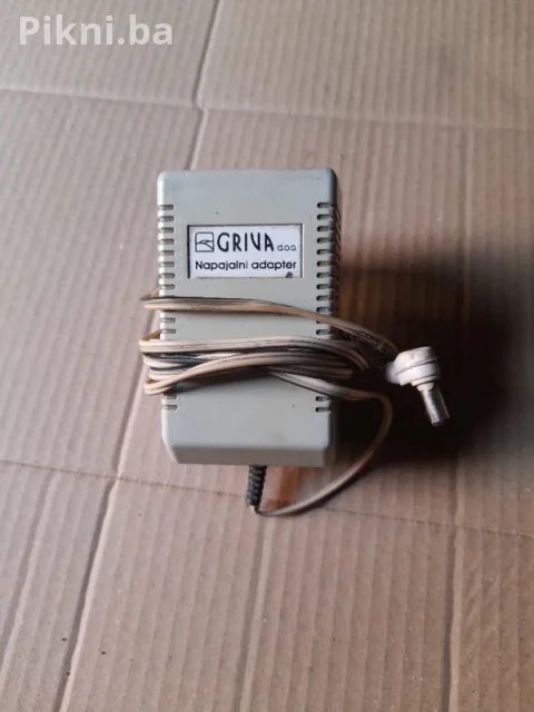 GRIVA E15 AUDIOTEL Naponski Adapter - 15V AC 1A - punja pretvarač napona