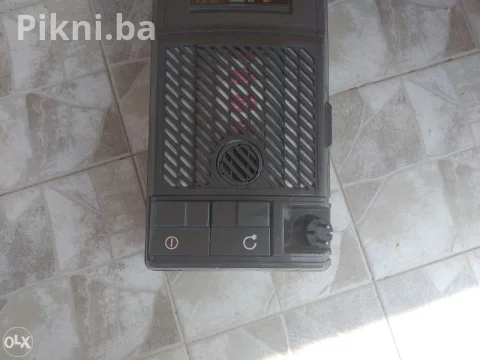 Profesionalni usisivač electrolux rojal 770 citaj pod detaljno