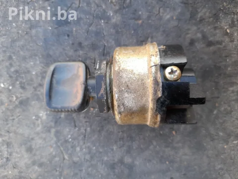 Prekidač za Paljenje / Kontakt Brava sa Ključem (Bosch/Njemačka)
