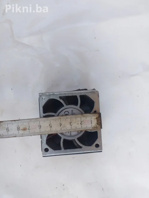 Delta ventilator velike snage 60x60mm (AFB0612DE) - 12V / 0.48A - S 3