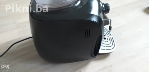 Aparat za kafu Saeco Philips mlinom - Savršen za ljubitelje kafe 8