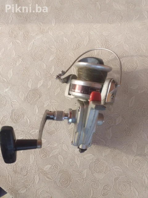 DAIWA 5000C Mašinica za Ribolov - Puknut Nosač ( Za dijelove/popravak ) 4
